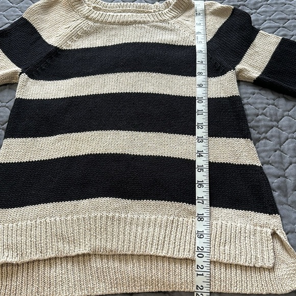 LOFT beige knitted sweater with navy blue in thick stripes size SP - Picture 7 of 8